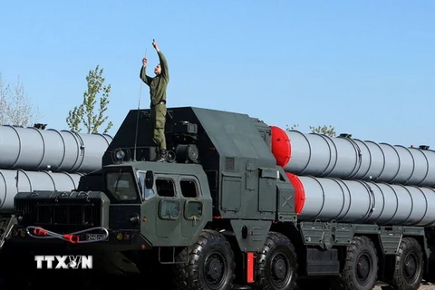  Hệ thống phòng thủ tên lửa S-300 của Nga. (Nguồn: Sputnik/TTXVN)