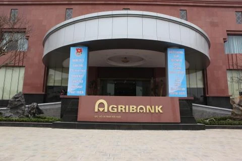 Nguyên chủ tịch Ngân hàng Agribank bị tuyên án 30 tháng tù treo