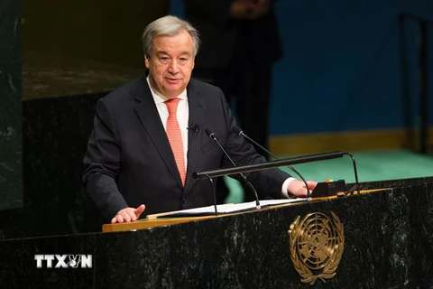 Ông Antonio Guterres phát biểu tại lễ tuyên thệ nhậm chức tân Tổng thư ký LHQ ở New York ngày 12/12. (Nguồn: AFP/TTXVN) 