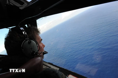 Không quân Hoàng gia New Zealand giúp đỡ tìm kiếm chiếc máy bay mang số hiệu MH370 tại khu vực Tây Australia ngày 13/4/2014. (Nguồn: AFP/TTXVN)