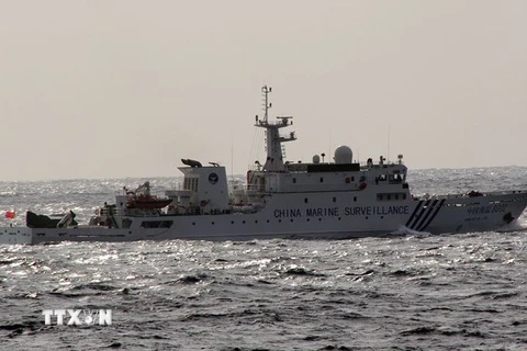 Tàu CCG số hiệu 31239 của Trung Quốc tại vùng biển gần đảo tranh chấp Điếu Ngư/Senkaku trên biển Hoa Đông ngày 3/3/2014. (Nguồn: AFP/TTXVN)