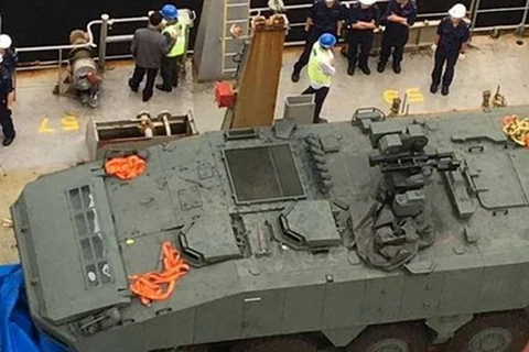 Xe bọc thép Terrex của lực lượng vũ trang Singapore bị thu giữ tại Hong Kong. (Ảnh: Reuters)