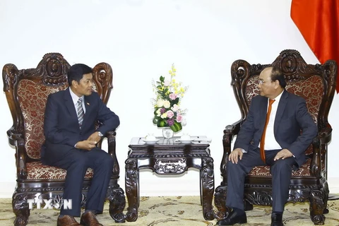 Thủ tướng Nguyễn Xuân Phúc tiếp Đại sứ Cộng hòa Liên bang Myanmar tại Việt Nam Kyaw Soe Win. (Ảnh: An Đăng/TTXVN)