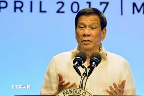 Tổng thống Philippines Rodrigo Duterte tại cuộc họp báo ở Manila ngày 29/4. (Nguồn: Kyodo/TTXVN)