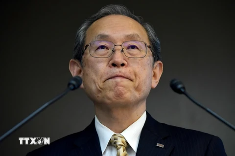  Chủ tịch Tập đoàn Toshiba Satoshi Tsunakawa trong cuộc họp báo ở Tokyo ngày 15/5. (Nguồn: AFP/TTXVN)