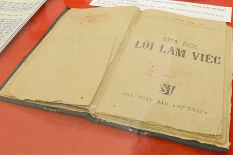Tác phẩm "Sửa đổi lối làm việc" của Chủ tịch Hồ Chí Minh, ký bút danh X.Y.Z, viết trong tháng 10/1947