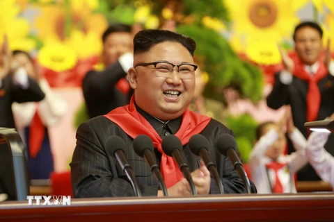  Nhà lãnh đạo Triều Tiên Kim Jong-un dự Đại hội lần thứ 8 Đội Thiếu niên Triều Tiên tại Bình Nhưỡng ngày 7/6. (Nguồn: YONHAP/TTXVN)