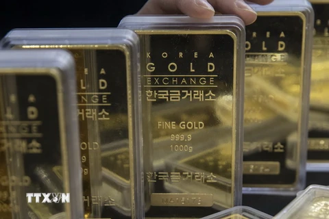 Vàng miếng trong phiên giao dịch ngày 9/11 tại Seoul, Hàn Quốc. (Nguồn: Yonhap/TTXVN)