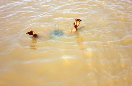 Tắm ở hồ chứa nước tưới, hai trẻ em tiểu học thiệt mạng