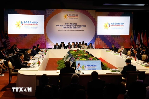 Toàn cảnh ngày họp đầu tiên của Hội nghị Bộ trưởng Ngoại giao ASEAN lần thứ 50 ở Manila, Philippines ngày 5/8. (Nguồn: EPA/TTXVN)