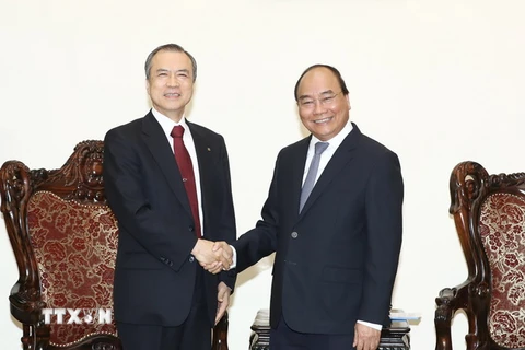 Thủ tướng Nguyễn Xuân Phúc tiếp ông Michiaki Hirose, Tổng Giám đốc Công ty Tokyo Gas. (Ảnh: Thống Nhất/TTXVN)