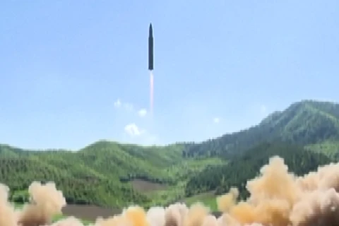 [Video] Vụ phóng thử tên lửa đạn đạo mới nhất của Triều Tiên