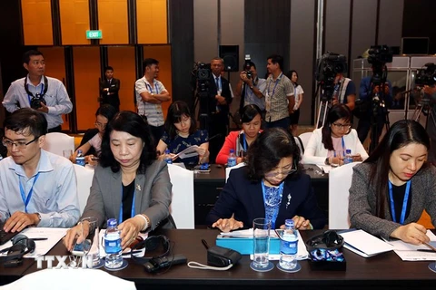 Các đại biểu tham dự Hội thảo Nâng cao khả năng tiếp cận tài chính trong thời đại Kỹ thuật số cho MSME tại TP Hồ Chí Minh. (Ảnh: Thanh Vũ/TTXVN) 