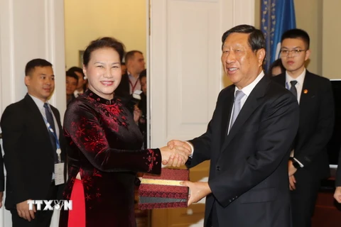 Chủ tịch Quốc hội Nguyễn Thị Kim Ngân tiếp Phó Chủ tịch Nhân đại Trung Quốc Trường Bình. (Ảnh: Trọng Đức/TTXVN)