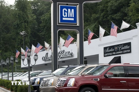 Xe ôtô của hãng GM được bán tại Martin Cadillac ở Yonkers, New York. (Nguồn: AFP/TTXVN)