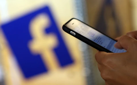 [Video] Bê bối thu thập trái phép thông tin người dùng của Facebook 