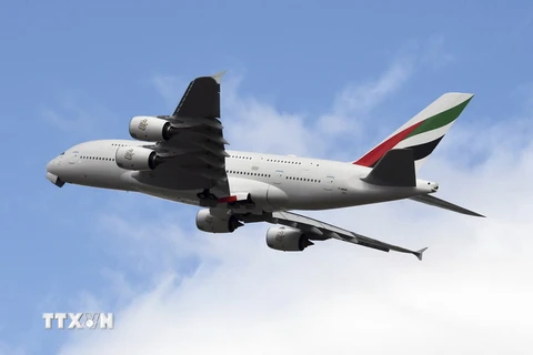 Máy bay của hãng hàng không Emirates Airlines. (Nguồn: AFP/TTXVN)