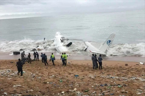 Hiện trường một vụ tai nạn máy bay cỡ nhỏ tại Cote d'Ivoire hồi tháng 10/2017. (Nguồn: Voice Of People Today)