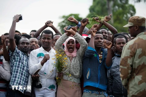 Biểu tình chống Chính phủ tại Bishoftu, khu vực Oromo ngày 2/10/2016. (Nguồn: AFP/TTXVN)