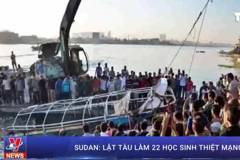 [Video] Tàu chở học sinh chìm trên sông Nile, 23 người thiệt mạng