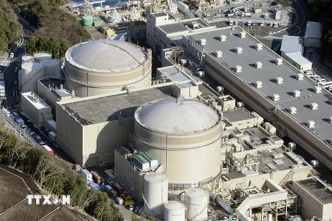Lò phản ứng 1 và 2 tại nhà máy điện hạt nhân Oi ở Fukui, Nhật Bản. (Nguồn: Kyodo/TTXVN)