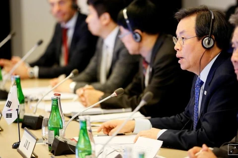 Ông Jong-Hwan Do, Bộ trưởng Bộ Văn hóa, Thể thao và Du lịch Hàn Quốc (ROK) phát biểu trong một cuộc họp với Ủy ban Olympic Quốc tế (IOC) tại trụ sở IOC ở Lausanne, Thụy Sĩ, ngày 20/1. (Nguồn: Reuters)