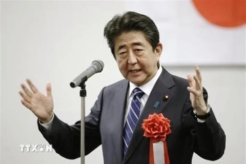 Thủ tướng Shinzo Abe phát biểu tại cuộc họp của LDP ở Yamaguchi. (Ảnh: Kyodo/TTXVN)