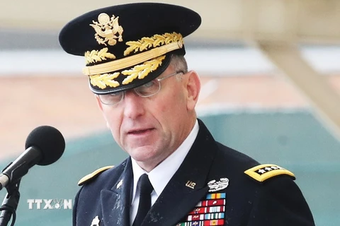 Tư lệnh Các lực lượng Mỹ tại Hàn Quốc (USFK), Tướng Robert B. Abrams. (Ảnh:YONHAP/TTXVN)