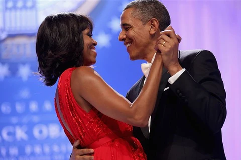 [Video] Vợ chồng cựu Tổng thống Obama được ngưỡng mộ nhất năm 2018