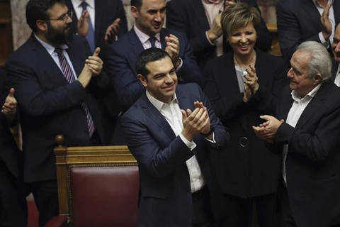 Thủ tướng Hy Lạp Alexis Tsipras vượt qua được cuộc bỏ phiếu tín nhiệm vào tuần trước để mở đường cho cuộc bỏ phiếu về thỏa thuận đổi tên nước Macedonia thành Cộng hòa Bắc Macedonia. (Nguồn: AP)