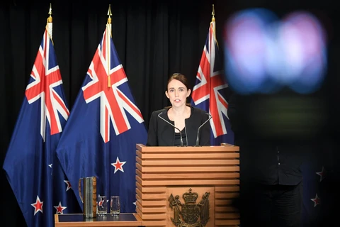 Thủ tướng New Zealand Jacinda Ardern tại cuộc họp báo ở Wellington. (Ảnh: THX/TTXVN) 