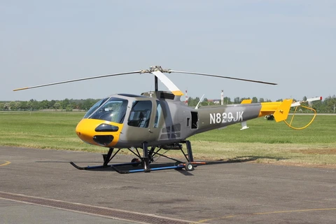 Máy bay trực thăng huấn luyện Enstrom 480 của CH Séc. (Nguồn: jetphotos.com)