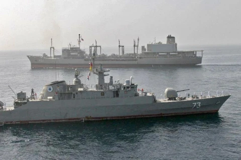 Các tàu hải quân Iran tiến hành các cuộc tập trận ở Vịnh Oman hồi tháng 2. (Nguồn: AFP)