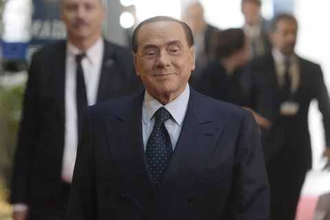 Cựu Thủ tướng Italy Silvio Berlusconi tới dự cuộc họp Nghị viện châu Âu tại Strasbourg, miền đông Pháp, ngày 1/7/2017. (Ảnh: AFP/TTXVN) 
