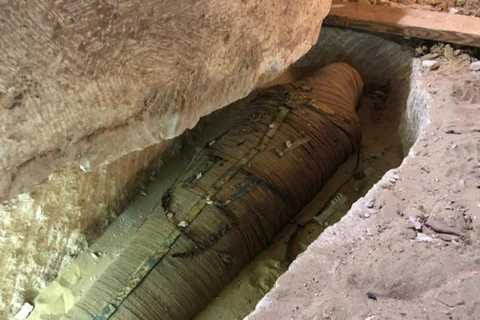 Quách chứa xác ướp thầy tu cấp cao Ai Cập mới được mở. (Nguồn: Discovery Communications)