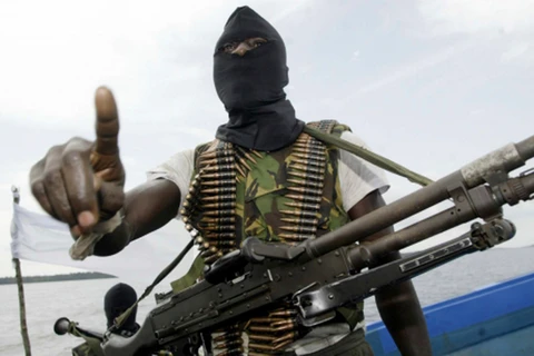 Một tay súng phiến quân tại Nigeria. (Nguồn: saharareporters.com)