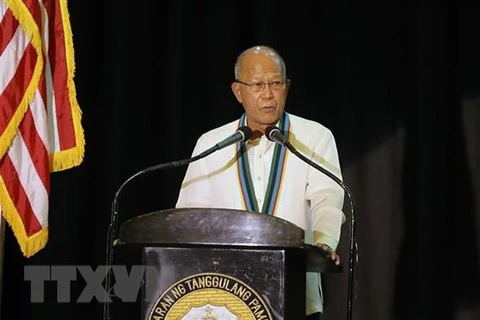 Bộ trưởng Quốc phòng Philippines Delfin Lorenzana. (Nguồn: THX/TTXVN)