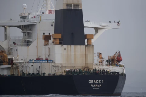 Tàu chở dầu Grace 1 của Iran trên vùng biển ngoài khơi Gibraltar ngày 6/7/2019. (Ảnh: AFP/TTXVN)