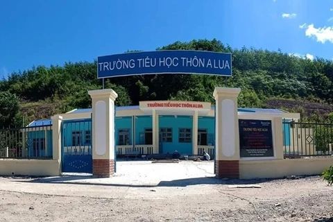 Công trình Trường Tiểu học thôn Alua dành cho con em người dân tộc thiểu số C'tu sinh sống tại xã Dang, huyện Tây Giang, tỉnh Quảng Nam chính thức đưa vào sử dụng từ năm học 2019-2020. (Ảnh: TTXVN)