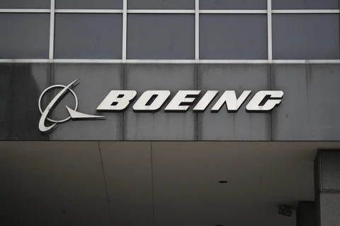  Biểu tượng Boeing tại trụ sở ở Chicago, Mỹ, ngày 13/3/2019. (Ảnh: THX/TTXVN)