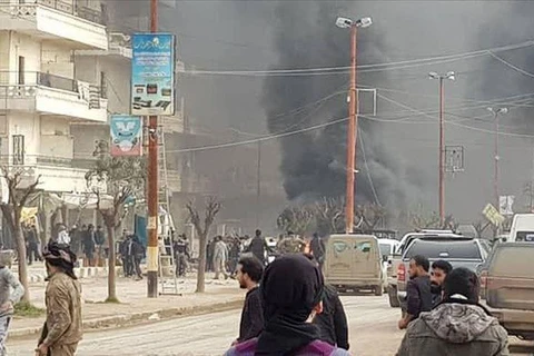 Hiện trường một vụ đánh bom xe tại Afrin, Syria ngày 13/9/2019. LHQ hy vọng việc thành lập ủy ban hiến pháp sẽ giúp sớm chấm dứt xung đột tại quốc gia này. (Ảnh: Anadolu Agency/TTXVN)