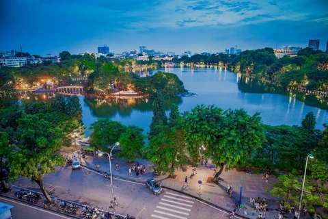 Hà Nội - Thủ đô khởi nghiệp, Thành phố vì hòa bình. (Ảnh: Trọng Đạt/TTXVN)