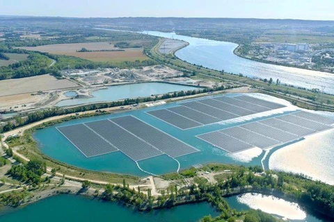 Nhà máy điện Mặt Trời nổi lớn nhất châu Âu O'MEGA1. (Nguồn: euractiv.com)