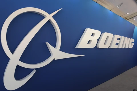 Biểu tượng của Hãng sản xuất máy bay Boeing của Mỹ. (Ảnh: AFP/TTXVN)