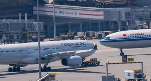 Nhiều hãng hàng không hủy, cắt giảm chuyến bay đến Hong Kong