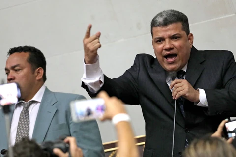 Ông Luis Parra (phải) chính thức là Chủ tịch Quốc hội Venezuela. (Nguồn: Reuters)