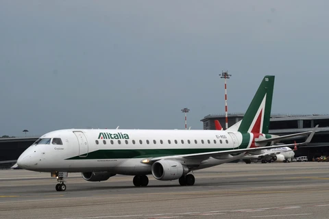 Máy bay của hãng hàng không Alitalia. (Nguồn: The Sun)