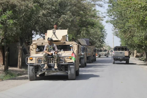 Lực lượng an ninh Afghanistan trong cuộc chiến chống phiến quân Taliban ở tỉnh Kunduz phía bắc Kabul, Afghanistan. (Nguồn: AP)
