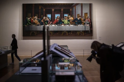 Khách tham quan sẽ được chiêm ngưỡng 162 tác phẩm của đại danh họa Leonardo da Vinci tại bảo tàng Louvre. Nguồn: AP)