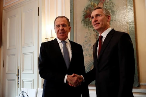 Ngoại trưởng Nga Sergei Lavrov và Tổng thư ký NATO Jens Stoltenberg. (Nguồn: Bộ Ngoại giao Nga)